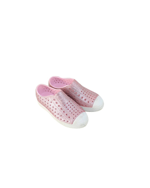 A Pink Aqua Shoes from Native Shoes in size EU32 for girl. (Front View)