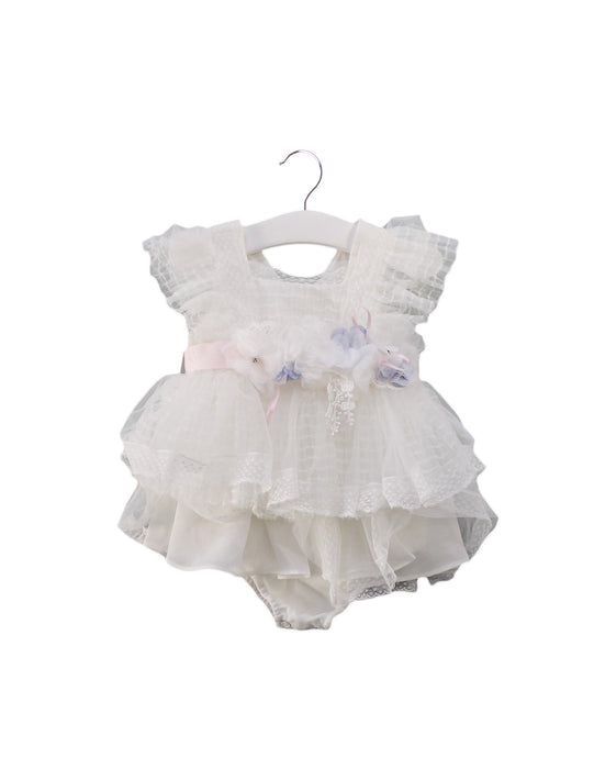 A White Sleeveless Bodysuits from Nicholas & Bears in size 6-12M for girl. (Front View)