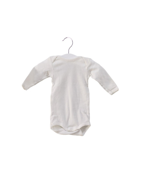 A Ivory Long Sleeve Bodysuits from Petit Bateau in size 0-3M for neutral. (Front View)