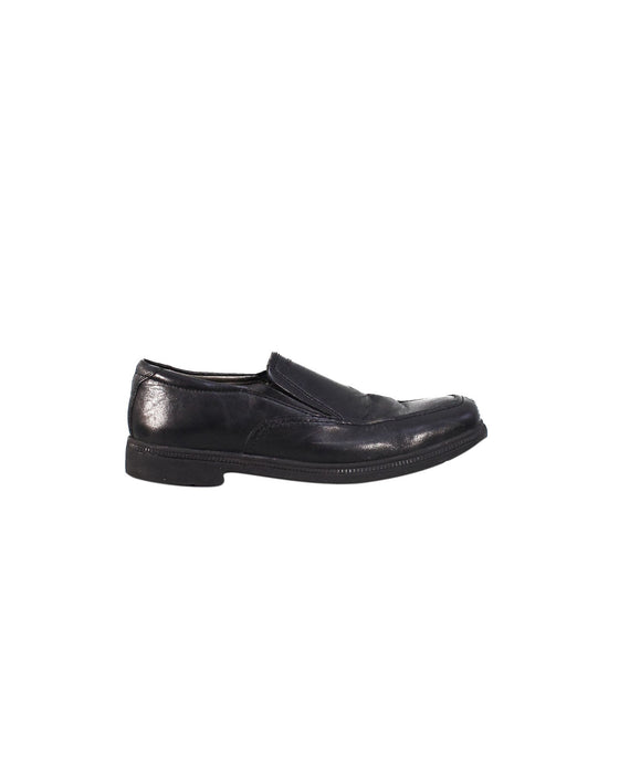 A Black Dress Shoes from Geox in size 12Y for boy. (Back View)