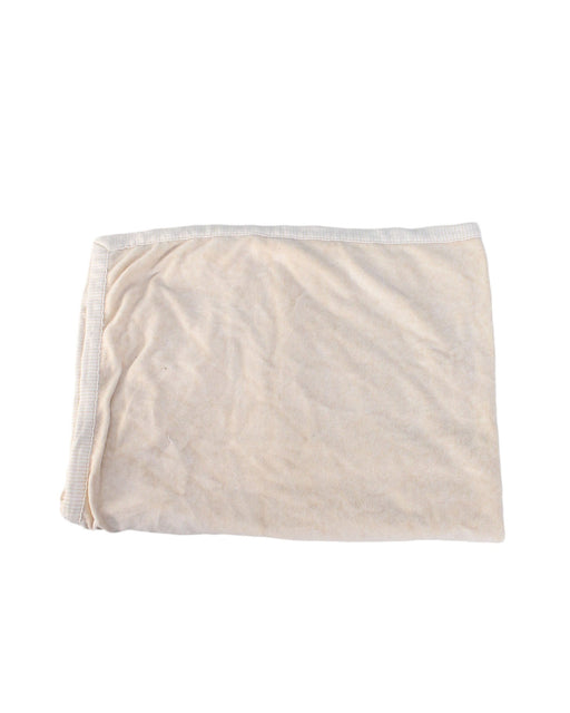 A Beige Blankets from Natures Purest in size O/S for neutral. (Front View)