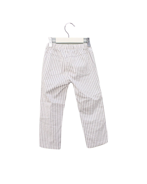 A Grey Casual Pants from Il Gufo in size 3T for boy. (Back View)