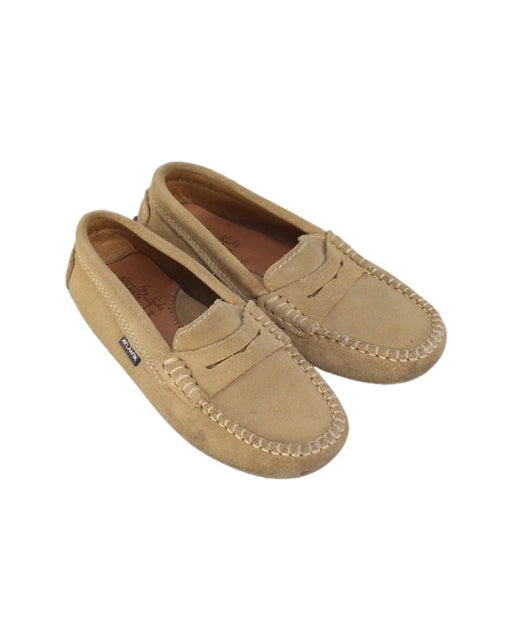 A Brown Loafers & Moccasins from Atlanta Mocassin in size 5T for boy. (Front View)