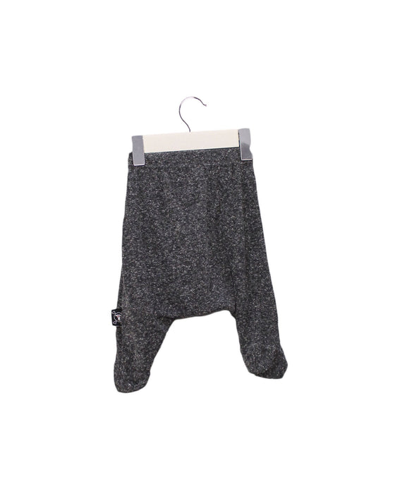 A Grey Sweatpants from Nununu in size Newborn for boy. (Back View)