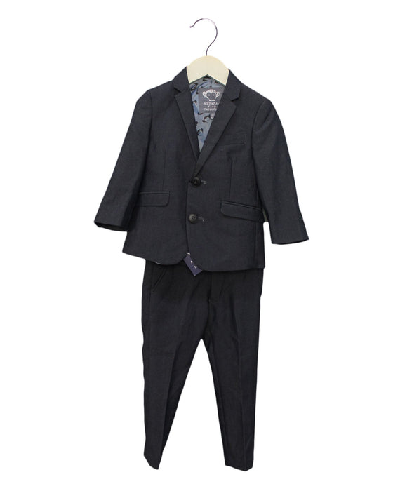 A Grey Suits from Appaman in size 2T for boy. (Front View)