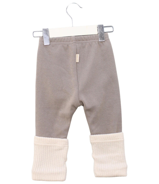A Grey Casual Pants from Organic Mom in size 6-12M for neutral. (Back View)