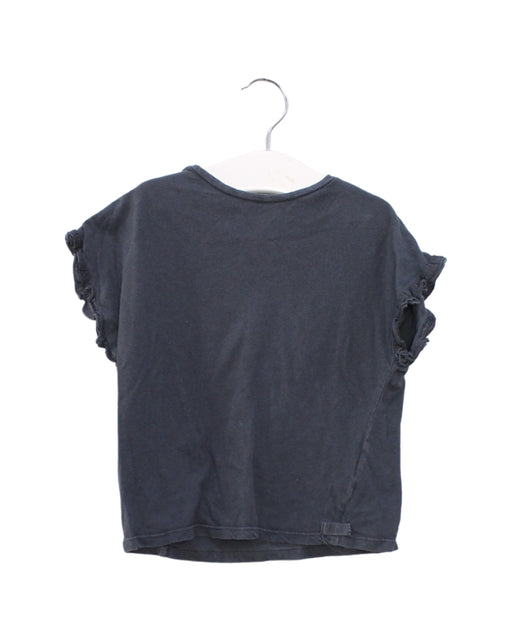 A Grey Short Sleeve Tops from Buho in size 3T for girl. (Front View)