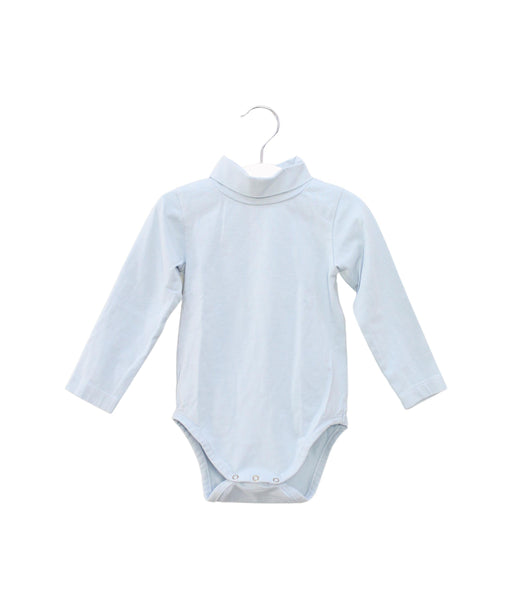A Blue Long Sleeve Bodysuits from Velveteen in size 12-18M for neutral. (Front View)