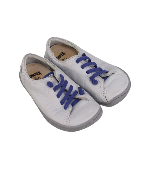 A Grey Sneakers from Camper in size 4T for girl. (Front View)