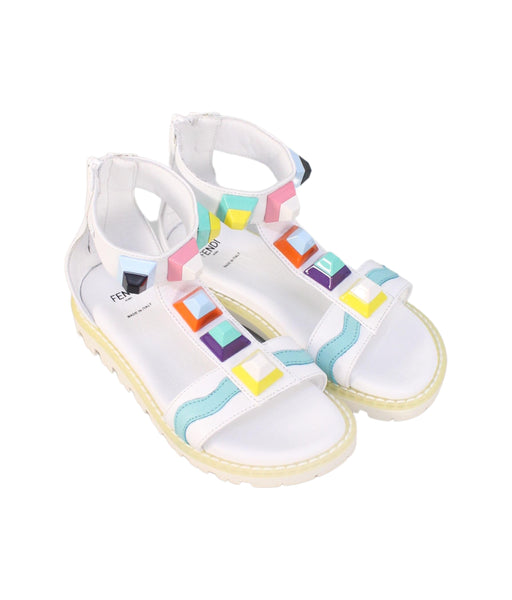 A White Sandals from Fendi in size 6T for girl. (Front View)