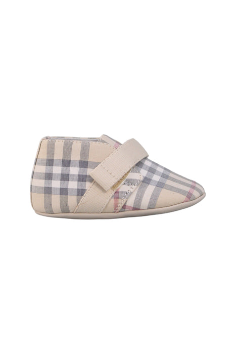 A Beige Booties from Burberry in size 3-6M for girl. (Back View)