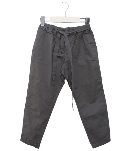 A Grey Casual Pants from Bonpoint in size 4T for girl. (Front View)