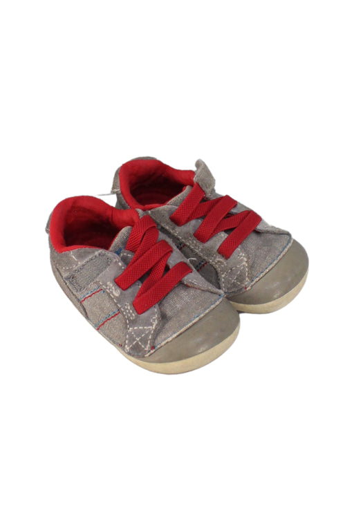 A Grey Sneakers from Stride Rite in size Newborn for boy. (Front View)