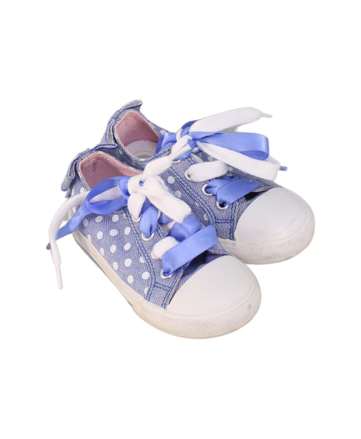 A Blue Sneakers from Chicco in size 18-24M for girl. (Front View)