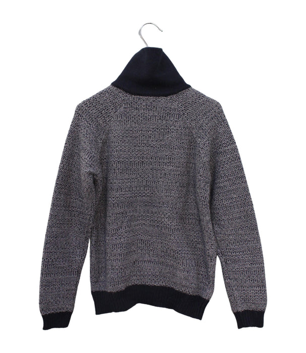 A Grey Zippered Sweatshirts from CdeC in size 6T for boy. (Back View)