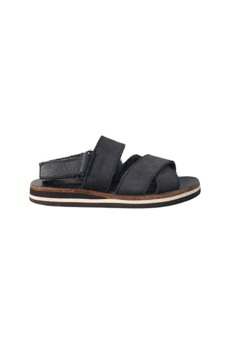 A Black Sandals from Bonpoint in size 3T for girl. (Back View)