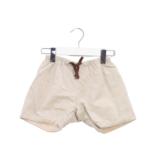 A Beige Shorts from Les Enfantines in size 4T for boy. (Front View)