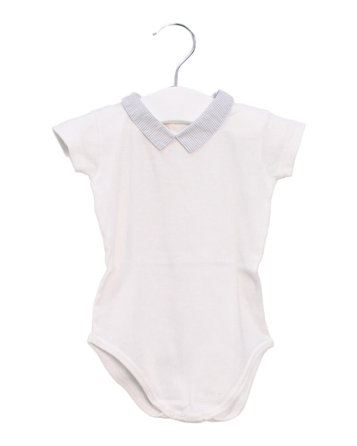 A White Short Sleeve Bodysuits from Bonpoint in size 3-6M for neutral. (Front View)