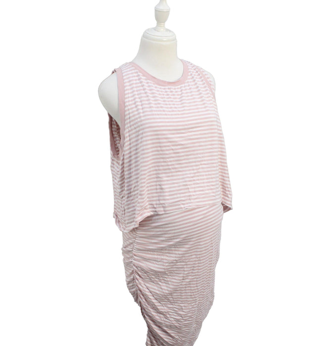 A Pink Sleeveless Dresses from Bae in size L for maternity. (Front View)