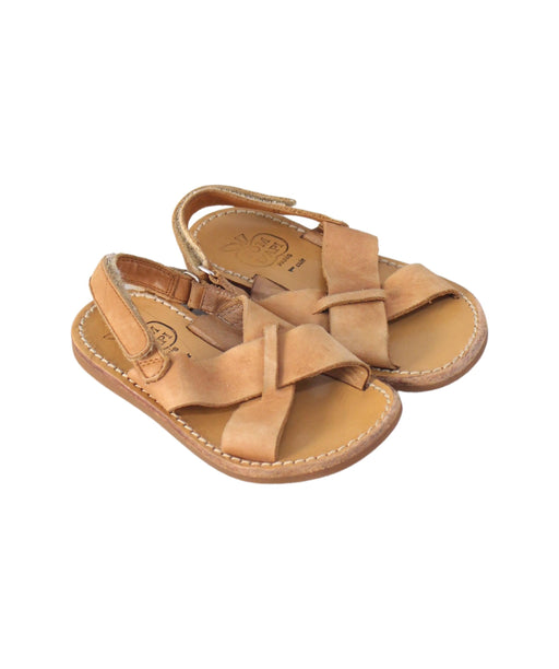 A Brown Sandals from Pom d’Api in size 4T for girl. (Front View)