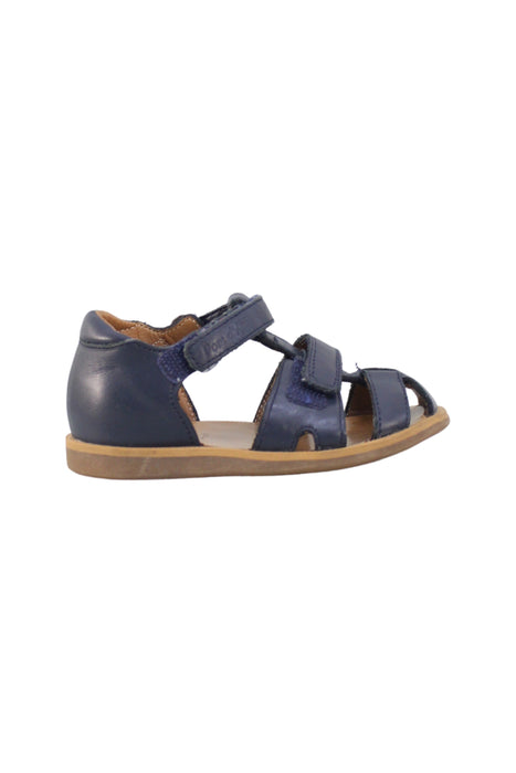 A Navy Sandals from Pom d’Api in size 18-24M for girl. (Back View)