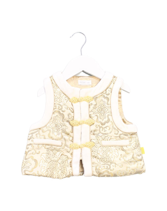 A Gold Outerwear Vests from Mides in size 6-12M for boy. (Front View)