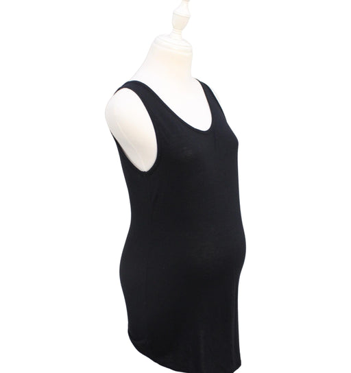 A Black Sleeveless Tops from A Pea in the Pod in size M for maternity. (Front View)