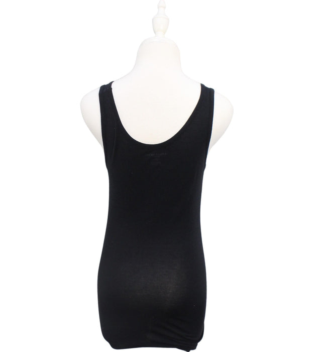 A Black Sleeveless Tops from A Pea in the Pod in size M for maternity. (Back View)