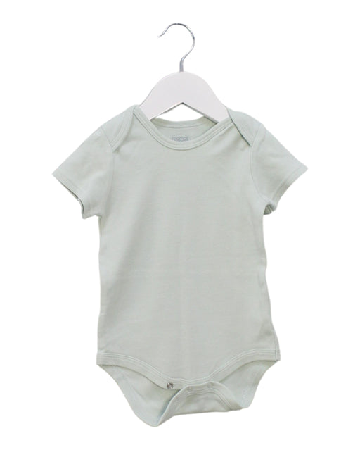A Green Bodysuits from Mamas & Papas in size 6-12M for boy. (Front View)