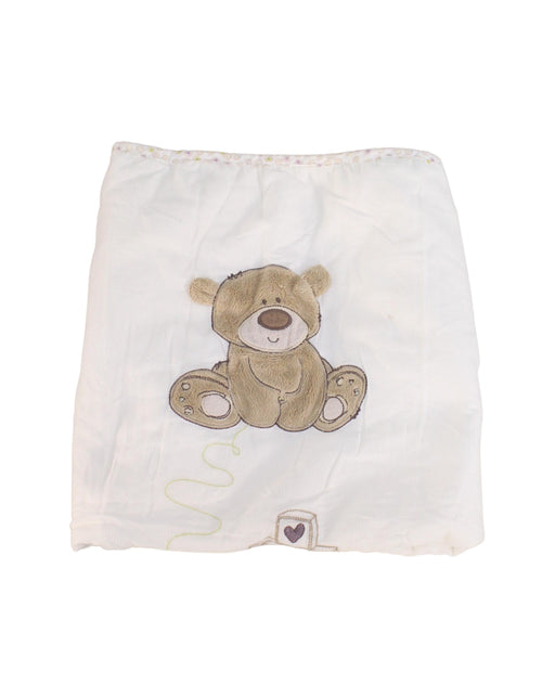 A Ivory Swaddles from Mothercare in size O/S for neutral. (Front View)