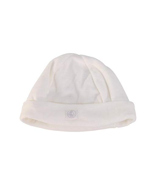 A Ivory Beanies from Petit Bateau in size 3-6M for boy. (Front View)