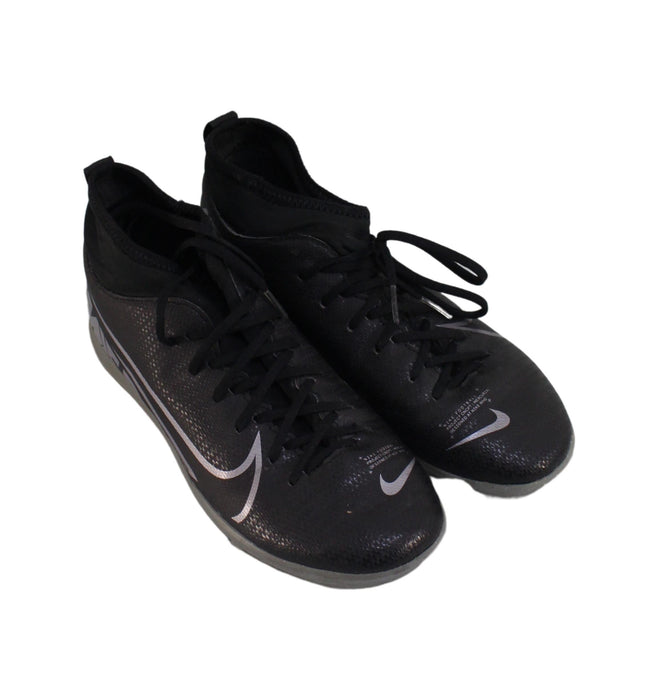 A Black Cleats/Soccer Shoes from Nike in size 12Y for boy. (Front View)