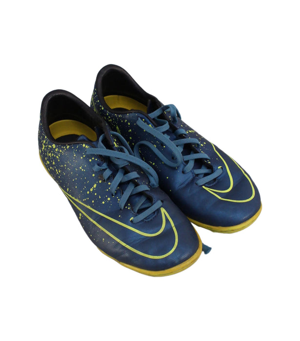 Adidas Cleats/Soccer Shoes 12Y (EU37.5)