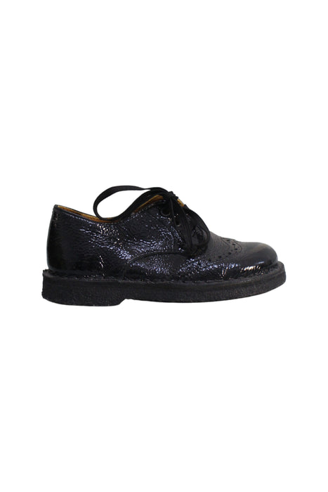 A Black Dress Shoes from Naturino in size 3T for boy. (Back View)