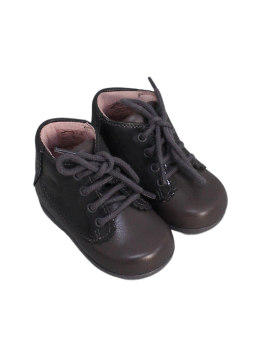 A Grey Casual Boots from Jacadi in size 6-12M for girl. (Front View)