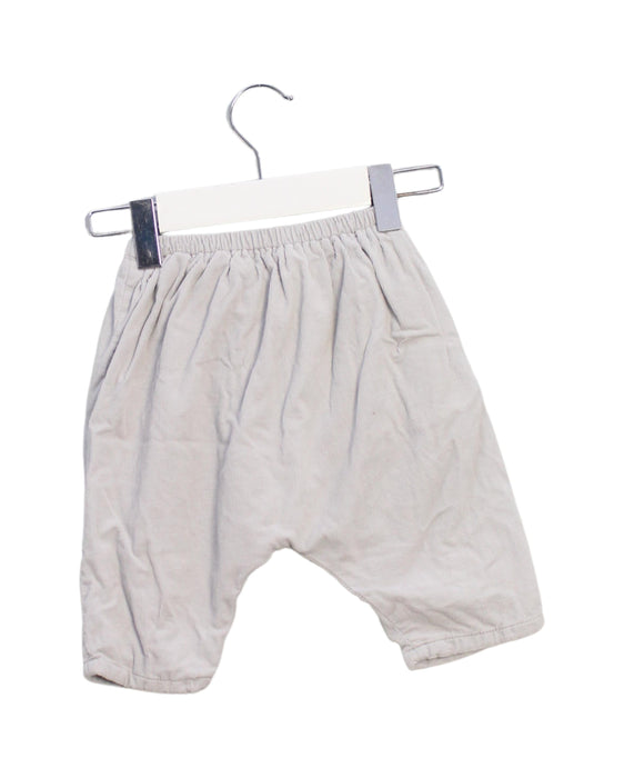 A Grey Casual Pants from Bout'Chou in size 0-3M for boy. (Back View)