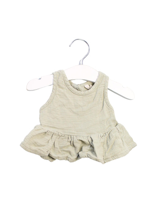 A Green Sleeveless Tops from Quincy Mae in size 6-12M for girl. (Front View)