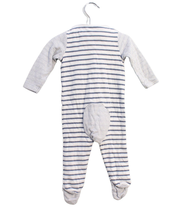 A White Onesies from Seed in size 0-3M for boy. (Back View)