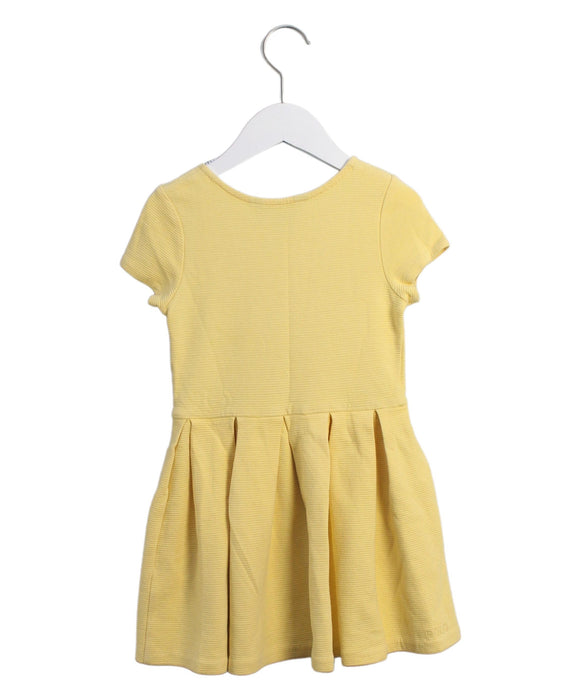 A Yellow Short Sleeve Dresses from Polo Ralph Lauren in size 6T for girl. (Back View)