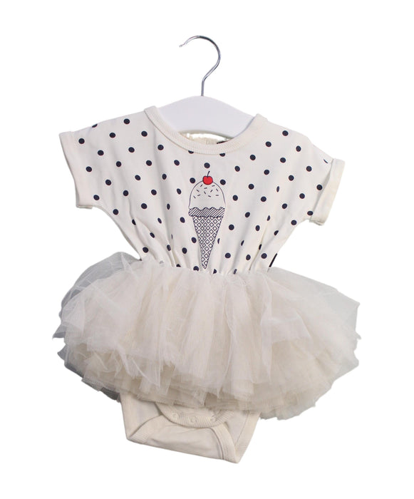 A Ivory Short Sleeve Bodysuits from Rock Your Baby in size 3-6M for girl. (Front View)