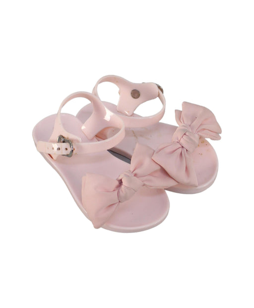 A Pink Sandals from Country Road in size 18-24M for girl. (Front View)