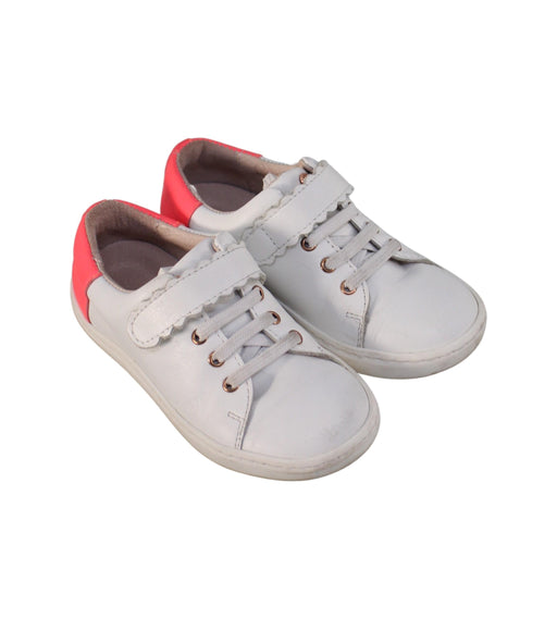 A White Sneakers from Jacadi in size 4T for girl. (Front View)