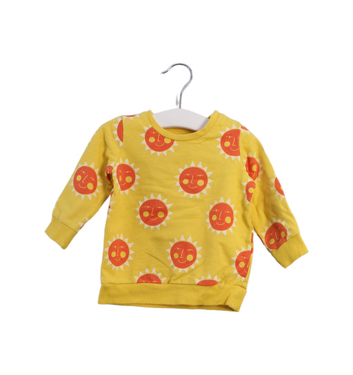 A Yellow Crewneck Sweatshirts from Seed in size 6-12M for boy. (Front View)