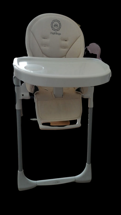 A White Chairs from Peg Perego in size Newborn for neutral. (Front View)