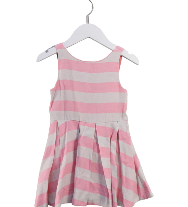 A Grey Sleeveless Dresses from Seed in size 2T for girl. (Front View)