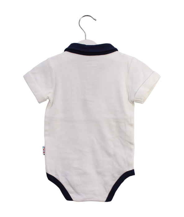 A White Short Sleeve Bodysuits from TinyBitz in size 12-18M for boy. (Back View)