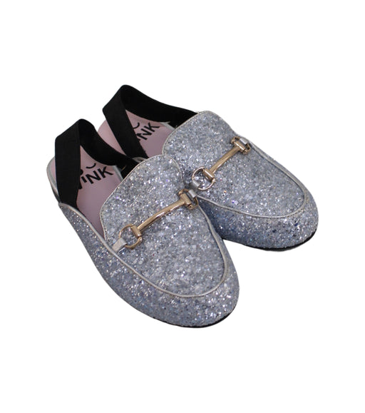 A Silver Sandals from WiNK in size 5T for girl. (Front View)