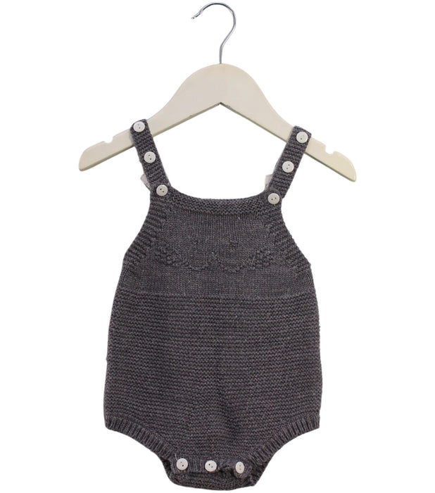 A Grey Sleeveless Bodysuits from Aosta in size 6-12M for girl. (Front View)