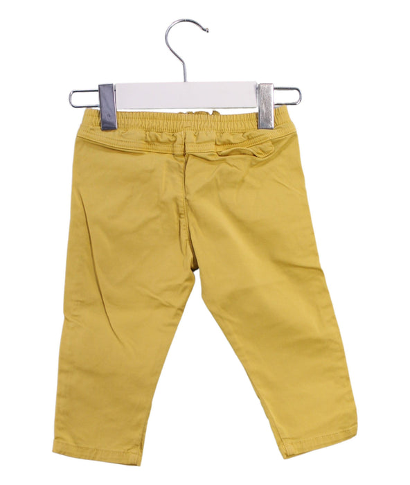 A Yellow Casual Pants from Tartine et Chocolat in size 6-12M for boy. (Back View)