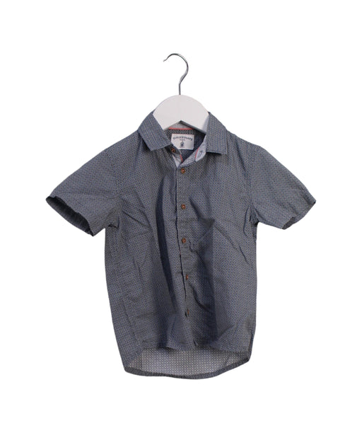 A Grey Shirts from Gingersnaps in size 4T for boy. (Front View)